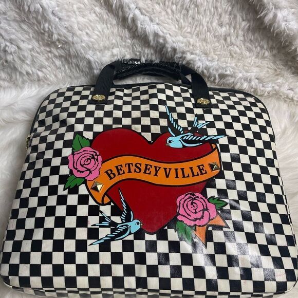 Betsey Johnson Laptop Case padded Protection Synthetic Black &White Checked - Picture 6 of 13